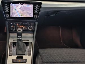 Skoda Superb 2.0 Tdi 150 Cv Dsg Ambition  - Foto 18