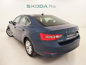 Skoda Superb 2.0 Tdi 150 Cv Dsg Ambition  - Foto 2
