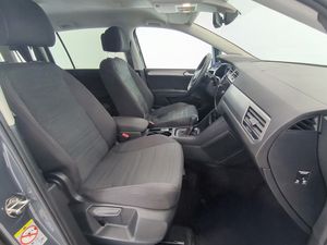 Volkswagen Touran 2.0 TDI 150 cv DSG MÁS  - Foto 5