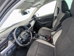 Skoda Kamiq 1.5 Tsi 150 Cv Dsg Style  - Foto 9