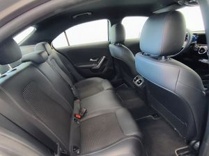 Mercedes Clase A 180 Sedan 136 Cv  - Foto 6