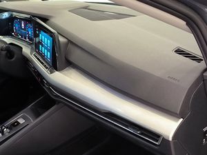 Volkswagen Golf 1.0 Etsi 110 Cv  - Foto 17