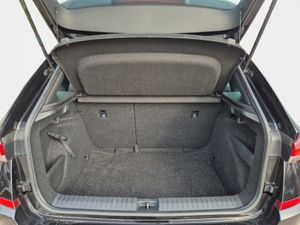 Skoda Kamiq 1.5 Tsi 150 Cv Sport  - Foto 18