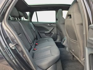 Skoda Kamiq 1.5 Tsi 150 Cv Sport  - Foto 17