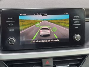 Skoda Kamiq 1.5 Tsi 150 Cv Sport  - Foto 21