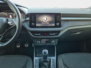 Skoda Fabia 1.0 Tsi 110 Cv Ambition  - Foto 12