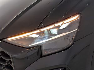 Audi Q8 55 Tfsie 394 Cv Q Tiptronic Black Line  - Foto 14