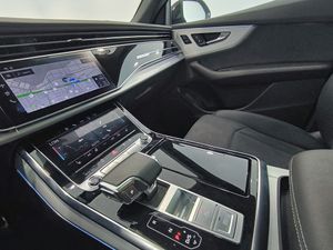 Audi Q8 55 Tfsie 394 Cv Q Tiptronic Black Line  - Foto 19