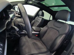 Audi Q8 55 Tfsie 394 Cv Q Tiptronic Black Line  - Foto 17