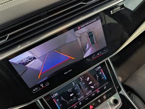 Audi Q8 55 Tfsie 394 Cv Q Tiptronic Black Line  - Foto 13