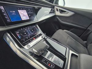 Audi Q8 55 Tfsie 394 Cv Q Tiptronic Black Line  - Foto 18