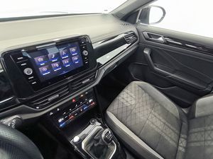 Volkswagen T-roc 1.5 Tsi 150 Cv R-line  - Foto 17