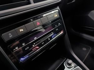 Volkswagen T-cross 1.0 Tsi 110 Cv Life  - Foto 17