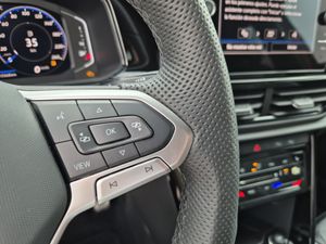 Volkswagen T-roc 1.0 Tsi 115 Cv R-line  - Foto 23