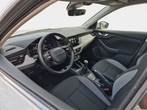 Skoda Kamiq 1.0 Tsi 116 Cv Selection  - Foto 23