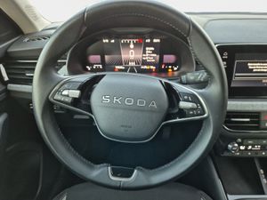 Skoda Kamiq 1.0 Tsi 116 Cv Selection  - Foto 14