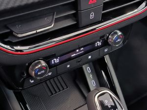 Skoda Kamiq Monte Carlo 1.5 Tsi 150 Cv Dsg  - Foto 17