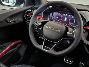 Skoda Fabia Monte Carlo 1.0 Tsi 115 Cv Dsg  - Foto 9