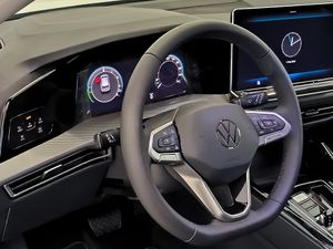 Volkswagen Golf Style 1.5 Tsi Ehybrid 110 Kw 150 Cv / 85 Kw 115 Cv Automatico Dsg 6 Vel.  - Foto 11