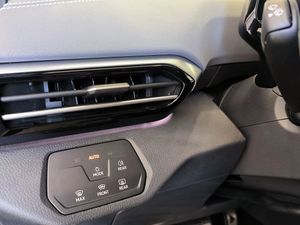 Volkswagen Id.4 Pro Black 210 Kw 286 Cv 77 Kwh  - Foto 11