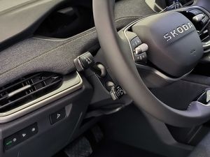 Skoda Elroq 60 63 Kwh Batterie 150 Kw 204 Cv Traccion Tr  - Foto 11