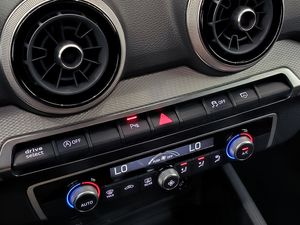 Audi Q2 30 Tdi 116cv Stronic Sline  - Foto 19