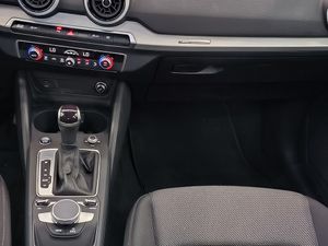 Audi Q2 30 Tdi 116cv Stronic Sline  - Foto 11