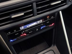 Volkswagen Taigo 1.0 Tsi 115 Cv Dsg Life  - Foto 9