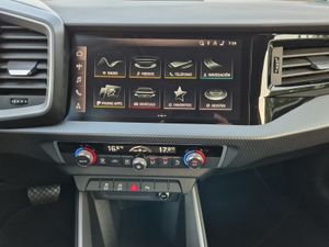 Audi A1 Sb 30 Tfsi 110cv Stronic Adrenalin  - Foto 25