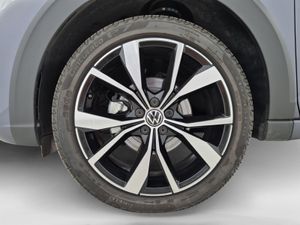 Volkswagen Taigo 1.0 Tsi 115 Cv Dsg R-line  - Foto 9