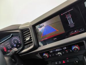 Audi A1 Sportback Adrenalin 25 Tfsi 70kw (95cv)  - Foto 17