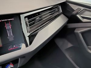 Audi A1 Sportback Adrenalin 25 Tfsi 70kw (95cv)  - Foto 20