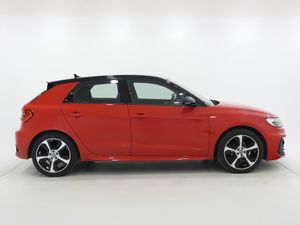 Audi A1 Sportback Adrenalin 25 Tfsi 70kw (95cv)  - Foto 3