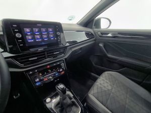 Volkswagen T-roc R-line 1.5 Tsi 110kw (150cv) Dsg  - Foto 17