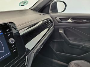 Volkswagen T-roc R-line 1.5 Tsi 110kw (150cv) Dsg  - Foto 16