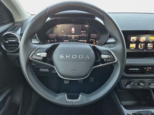 Skoda Fabia 1.0 Tsi 95 Cv Selection  - Foto 13
