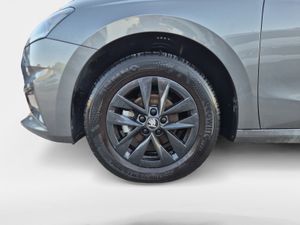 Skoda Fabia 1.0 Tsi 95 Cv Selection  - Foto 9
