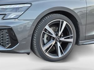Audi A3 Sedan 35 Tdi 150 Cv Stronic Black Line  - Foto 9