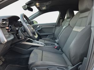 Audi A3 Sedan 35 Tdi 150 Cv Stronic Black Line  - Foto 10