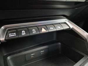 Audi A3 Sedan 35 Tdi 150 Cv Stronic Black Line  - Foto 26