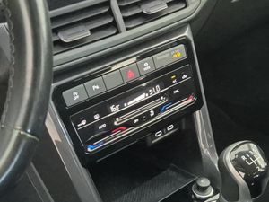 Volkswagen T-cross 1.0 Tsi 110 Cv Sport  - Foto 12