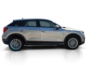 Audi Q2 30 Tfsi 116 Cv Design  - Foto 6