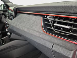 Skoda Kamiq 1.0 Tsi 115 Cv Dsg Sport  - Foto 24