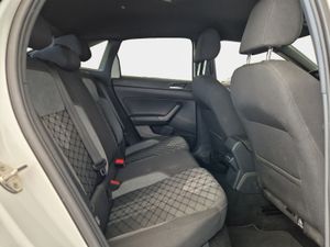 Volkswagen Taigo 1.0 Tsi 110 Cv Dsg R-line  - Foto 17