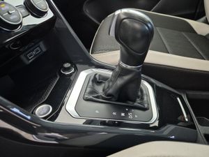 Volkswagen T-roc 2.0 Tdi 150 Cv Dsg Sport  - Foto 19
