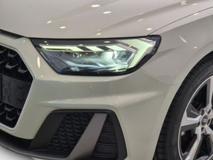 Audi A1 Sb 25 Tfsi 95cv Adrenalin  - Foto 25