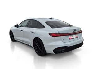 Audi A5 Sedan Tfsi 204cv Stronic Black Line  - Foto 3