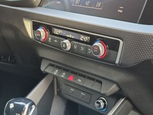 Audi A1 Sb 30 Tfsi 116cv Stronic Black Line Edition  - Foto 14