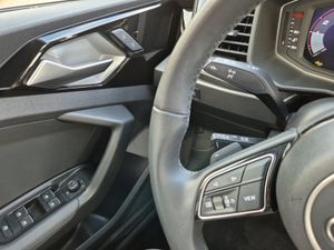Audi A1 Sb 30 Tfsi 116cv Stronic Black Line Edition  - Foto 21