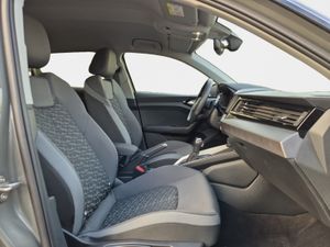 Audi A1 Sb 30 Tfsi 116cv Stronic Black Line Edition  - Foto 16